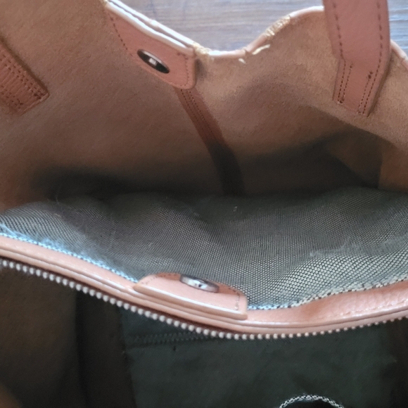 Vince Camuto tassled bag "Taja" tote chestnut brown pebbled genuine leather - Picture 11 of 15